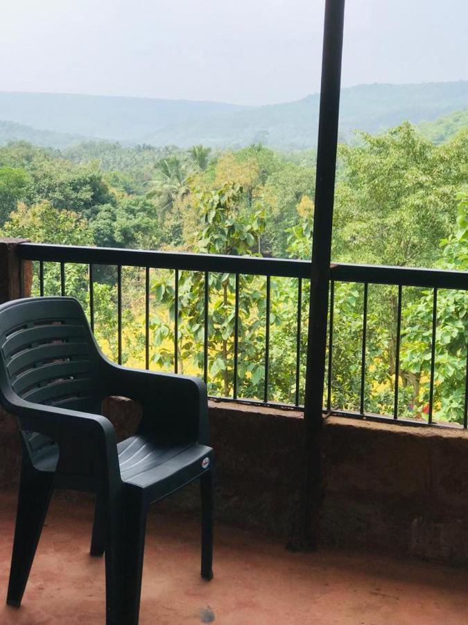 Rohan Homestay By Traviget Hospitality, Dapoli-Konkan Harnai エクステリア 写真
