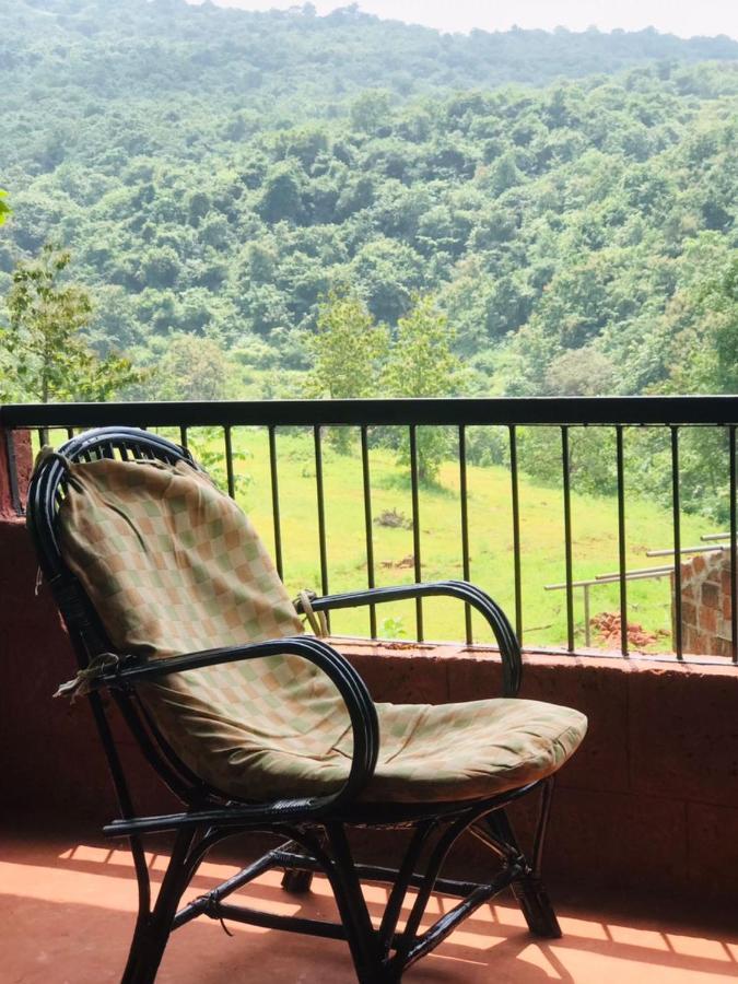Rohan Homestay By Traviget Hospitality, Dapoli-Konkan Harnai エクステリア 写真